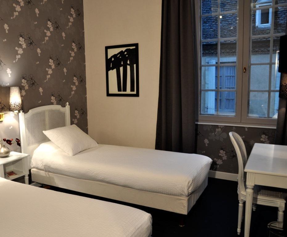 The Originals City, Hotel La Reine Jeanne, Orthez Exterior photo