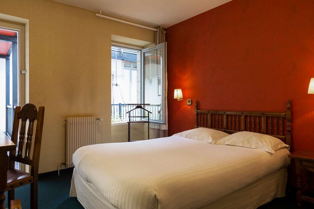 The Originals City, Hotel La Reine Jeanne, Orthez Room photo